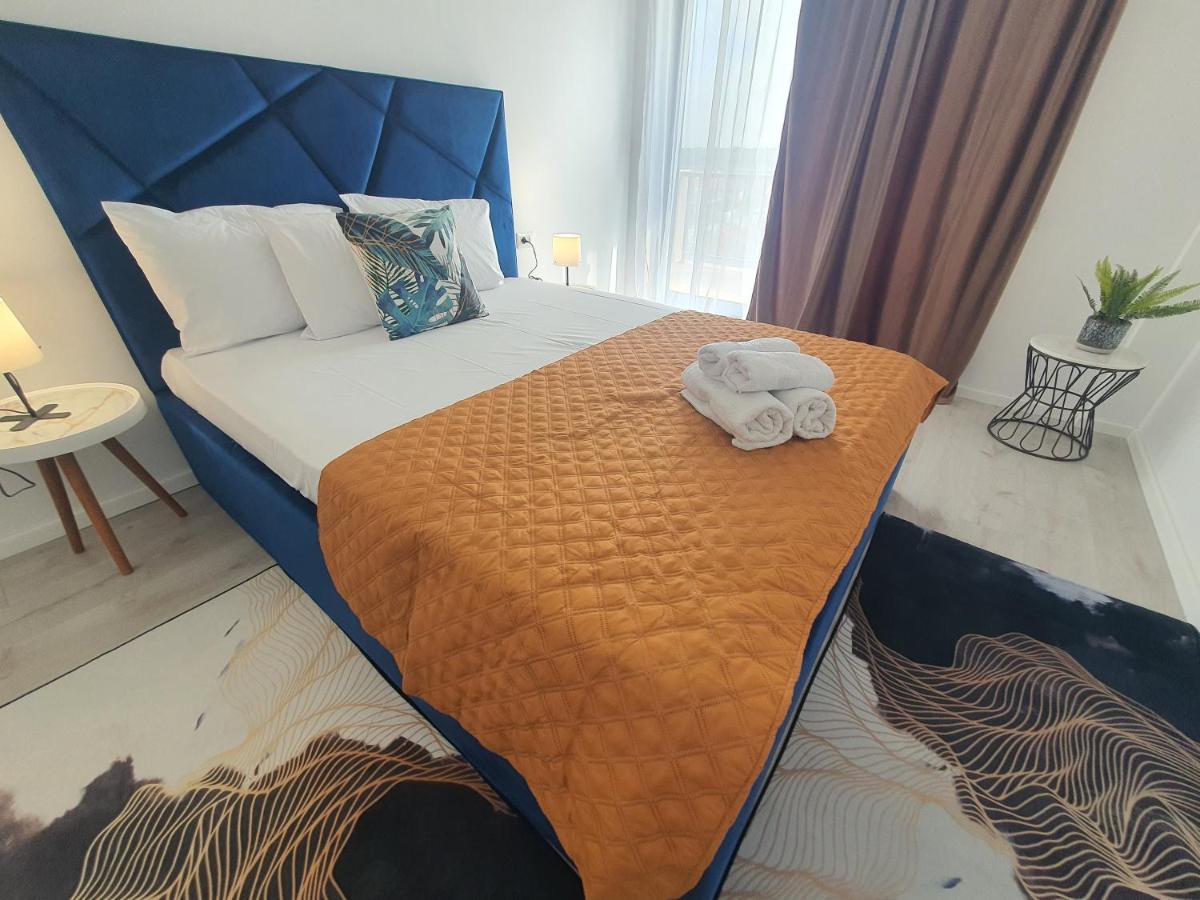 Grey Apartment Tunari (Ilfov)